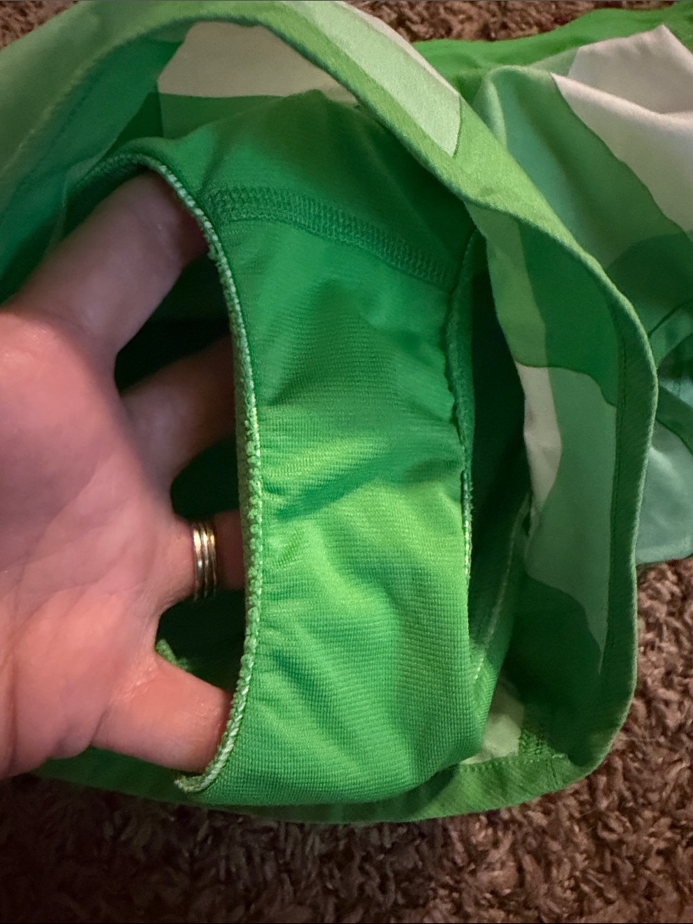 Lululemon green plaid shorts size 8 - Picture 5 of 6